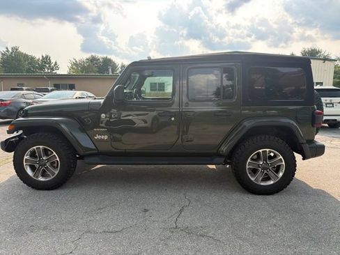 Used 2021 Jeep Wrangler Unlimited Sahara w/ LED Lighting Group AWD/4WD image 5
