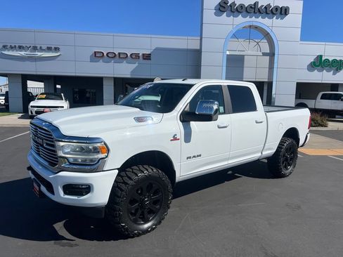 Used 2024 RAM 2500 Laramie w/ Safety Group AWD/4WD image 1