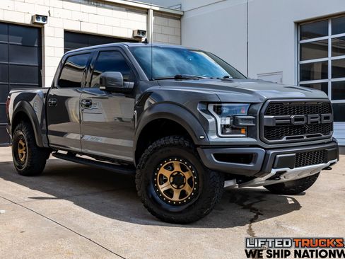 Used 2020 Ford F150 Raptor w/ Equipment Group 802A Luxury AWD/4WD image 1