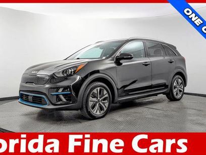 Used 2022 Kia Niro EX
