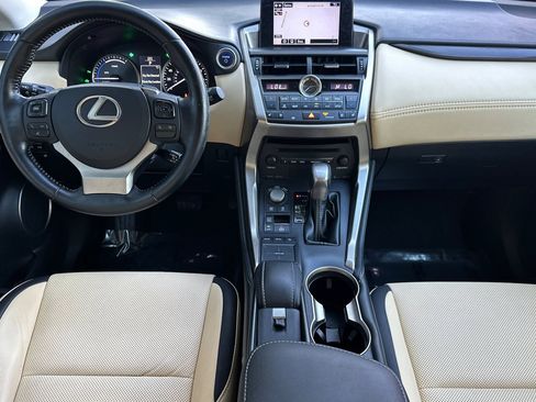 Used 2015 Lexus NX 300h AWD image 17