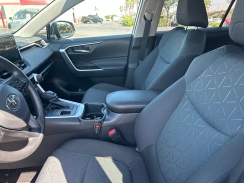 Used 2025 Toyota RAV4 XLE w/ Convenience Package AWD/4WD image 7