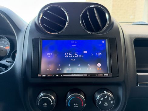 Used 2016 Jeep Patriot Sport w/ Power Value Group image 28