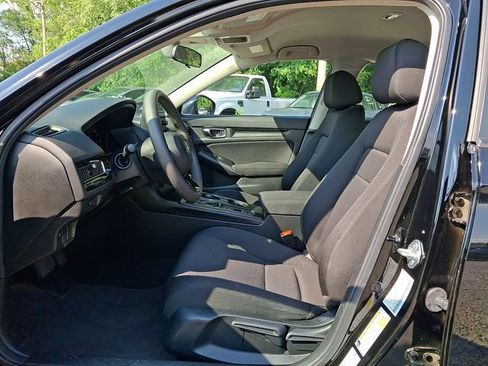Used 2025 Honda Civic LX image 13