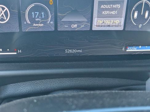 Used 2024 Jeep Wagoneer Series II w/ Flexible Seating Group image 25