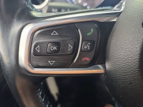 Used 2022 Jeep Wrangler Unlimited Rubicon 4xe w/ Cold Weather Group AWD/4WD image 18
