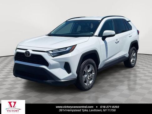 Used 2024 Toyota RAV4 XLE FWD image 1