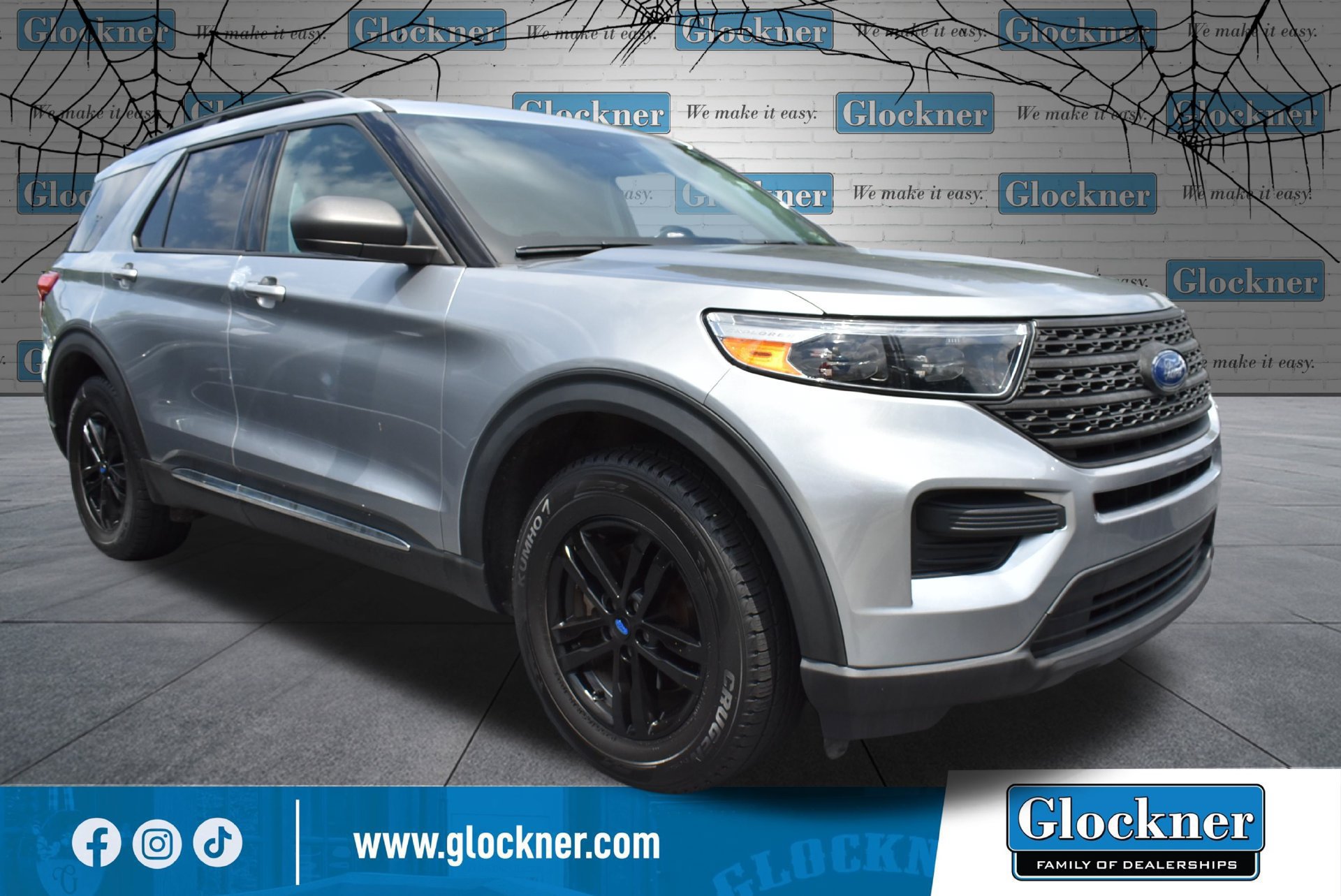 Used 2022 Ford Explorer XLT w/ Class IV Trailer Tow Package AWD/4WD image 3