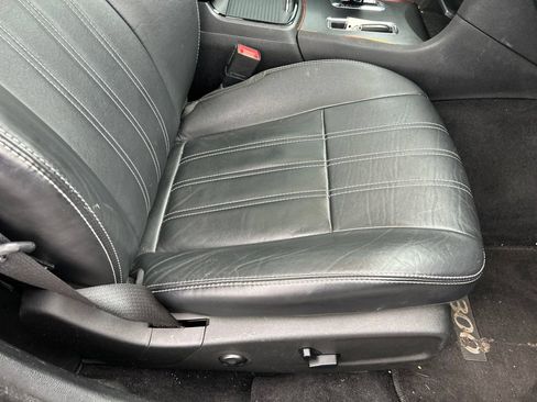 Used 2014 Chrysler 300 S AWD/4WD image 41
