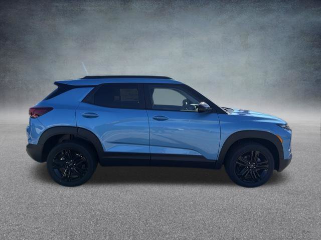 New 2026 Chevrolet TrailBlazer LT w/ Midnight Edition AWD/4WD image 5