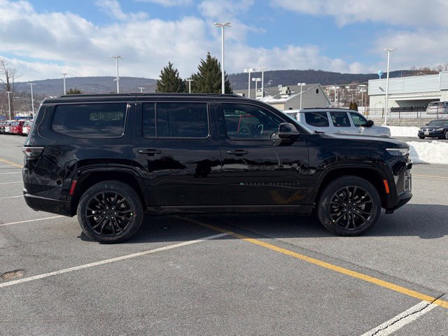 New 2026 Jeep Grand Wagoneer Summit AWD/4WD image 8