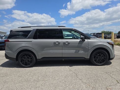 New 2026 Kia Carnival SX Prestige FWD image 9