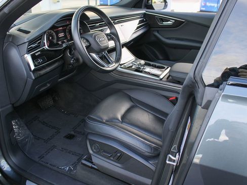 Used 2021 Audi Q8 Prestige image 14