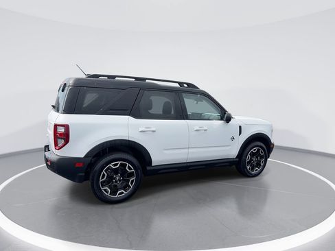 Used 2025 Ford Bronco Sport Outer Banks w/ Outer Banks Tech Package+ AWD/4WD image 8
