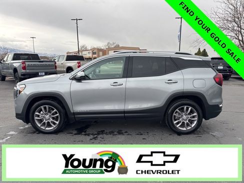 Certified 2024 GMC Terrain SLT image 4