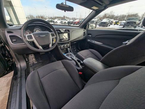 Used 2013 Chrysler 200 Touring w/ Cold Weather Group image 10