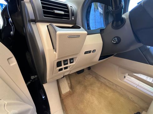 Used 2012 Lexus RX 350 RX 350 Sport Utility 4D w/ Premium Pkg image 27