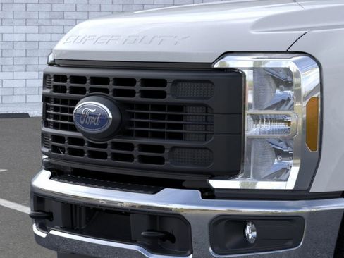New 2026 Ford F250 XL image 17