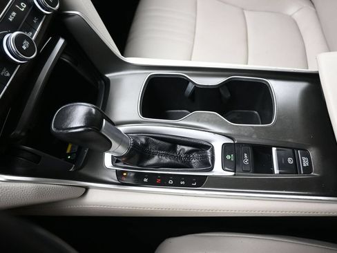Used 2021 Honda Accord EX-L image 25