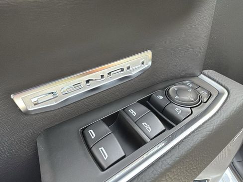 New 2026 GMC Sierra 1500 Denali image 12