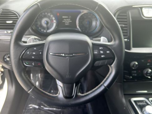 Used 2016 Chrysler 300 S RWD image 11