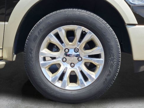 Used 2014 RAM 1500 Laramie Longhorn w/ Convenience Group AWD/4WD image 8