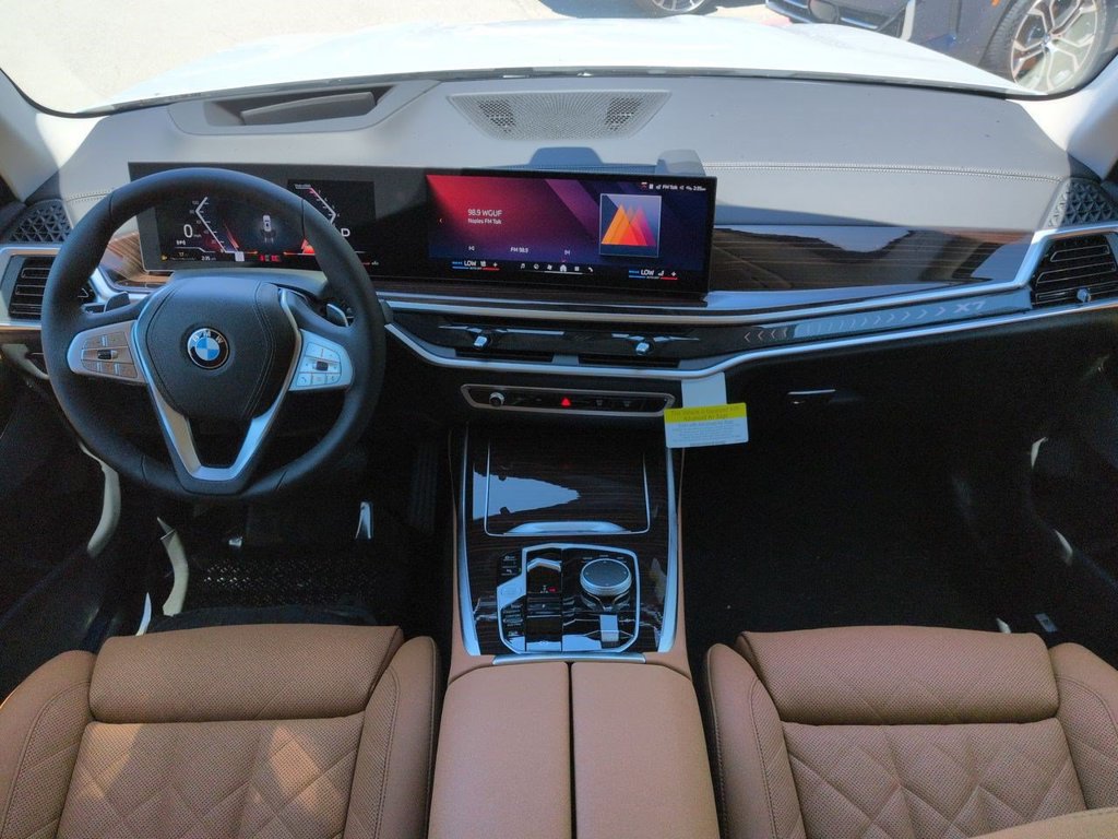 New 2027 BMW X7 xDrive40i w/ Premium Package AWD/4WD image 15