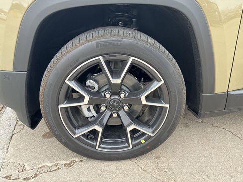 New 2026 Jeep Cherokee Overland w/ Advanced Pro Tech Group image 12