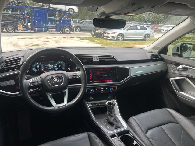 Used 2020 Audi Q3 2.0T Premium Plus AWD/4WD image 15