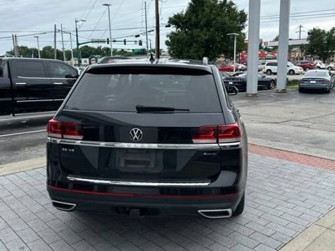 Used 2023 Volkswagen Atlas SE w/ Panoramic Sunroof Package AWD/4WD image 10