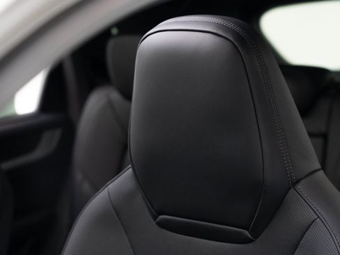 Used 2025 Porsche Cayenne S image 20