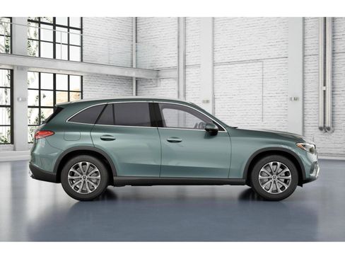 New 2026 Mercedes-Benz GLC 300 image 2