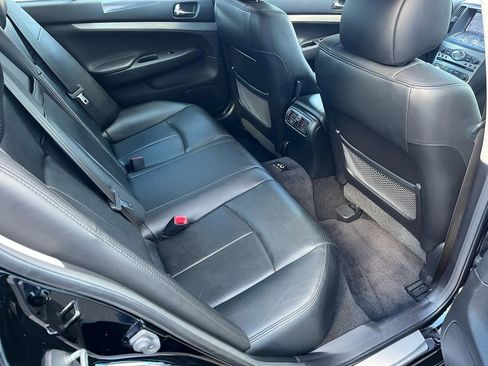 Used 2013 INFINITI G37 x Sedan w/ Premium Pkg image 22