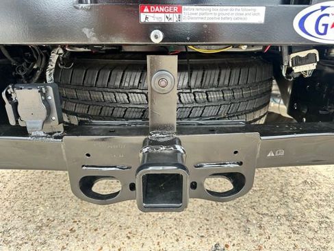 New 2025 Ford F250 XL w/ XL Chrome Package image 14