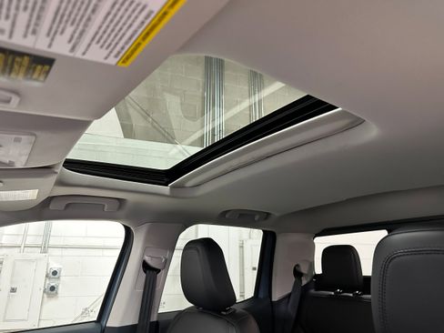 Used 2024 Ford Maverick Lariat w/ Black Appearance Package image 26