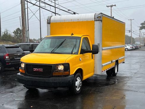 Used 2016 GMC Savana 3500 Extended image 1