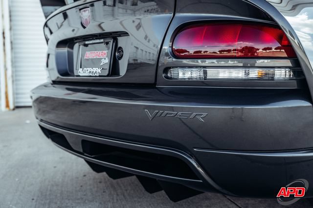 Used 2009 Dodge Viper ACR RWD image 39