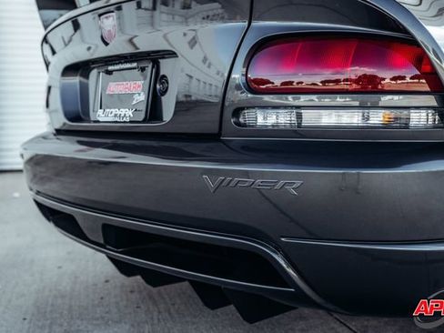 Used 2009 Dodge Viper ACR RWD image 39