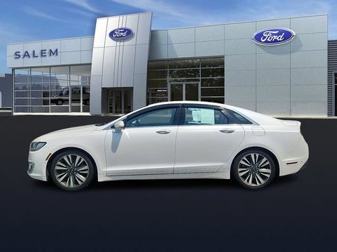 Used 2019 Lincoln MKZ Reserve AWD/4WD image 5