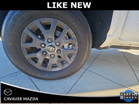 Used 2024 Toyota Tacoma SR image 35