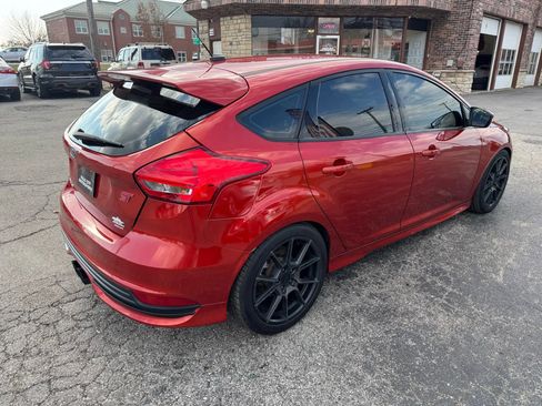 Used 2018 Ford Focus ST image 16
