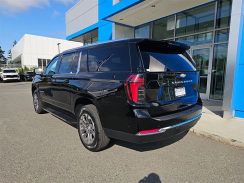 New 2025 Chevrolet Suburban LS w/ Max Trailering Package image 5