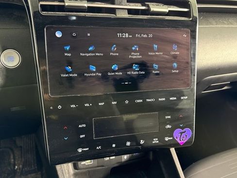 Used 2023 Hyundai Santa Cruz SEL Premium image 22