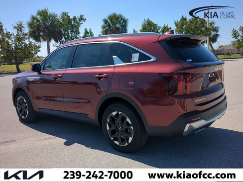 New 2025 Kia Sorento S w/ Panoramic Sunroof Package image 6
