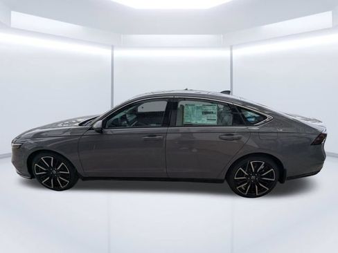 New 2026 Honda Accord Touring image 7