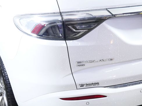 Certified 2023 Buick Enclave Avenir w/ Avenir Technology Package AWD/4WD image 17