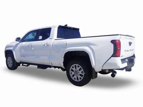 New 2025 Toyota Tacoma SR5 image 4