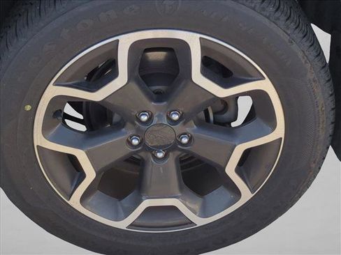 Used 2014 Subaru Crosstrek 2.0i Premium w/ Moonroof Package image 13