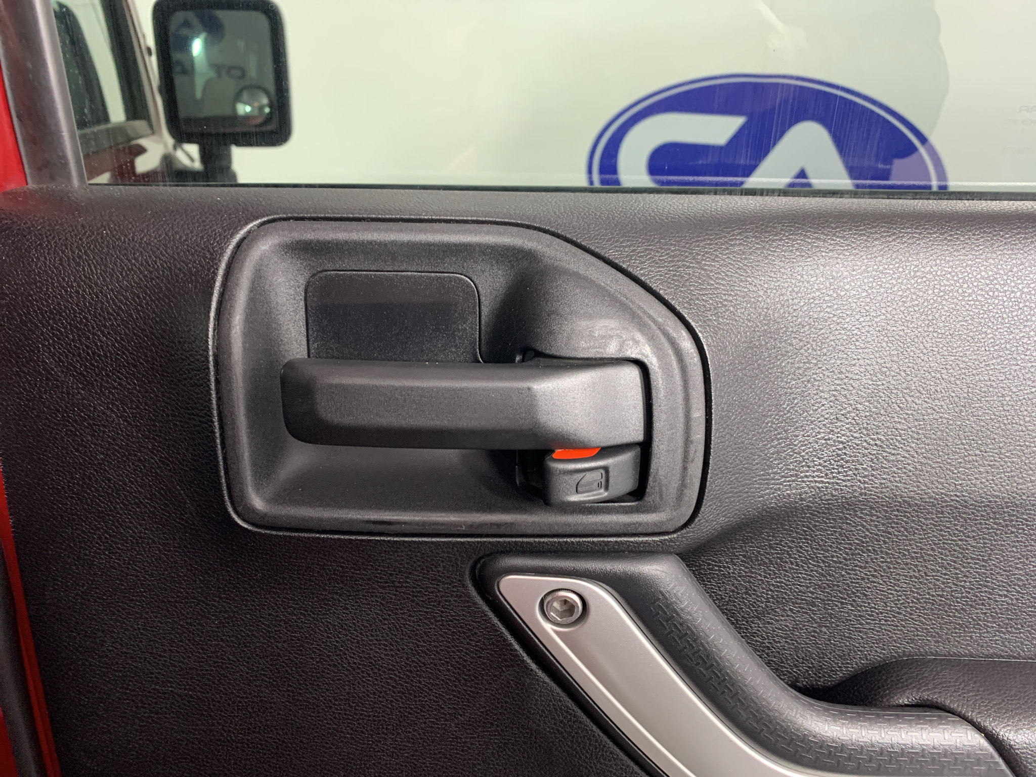 Used 2012 Jeep Wrangler Unlimited Sahara w/ Mopar Chrome Edition Group AWD/4WD image 29