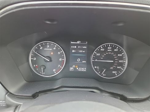 Used 2020 Subaru Outback Premium image 12